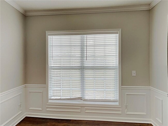 Building Photo - 365 Laurelton Cir