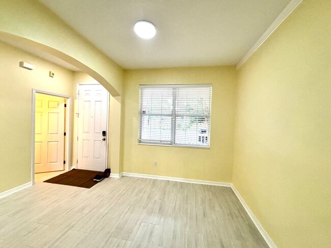 Building Photo - 9635 Fenrose Terrace