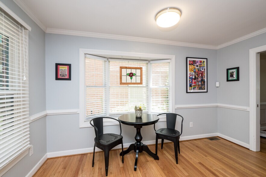 Building Photo - 338 W Olney Rd