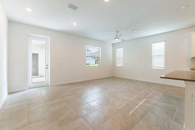 Building Photo - Brand New 3-Bed 2.5-Bath Town Home with La...