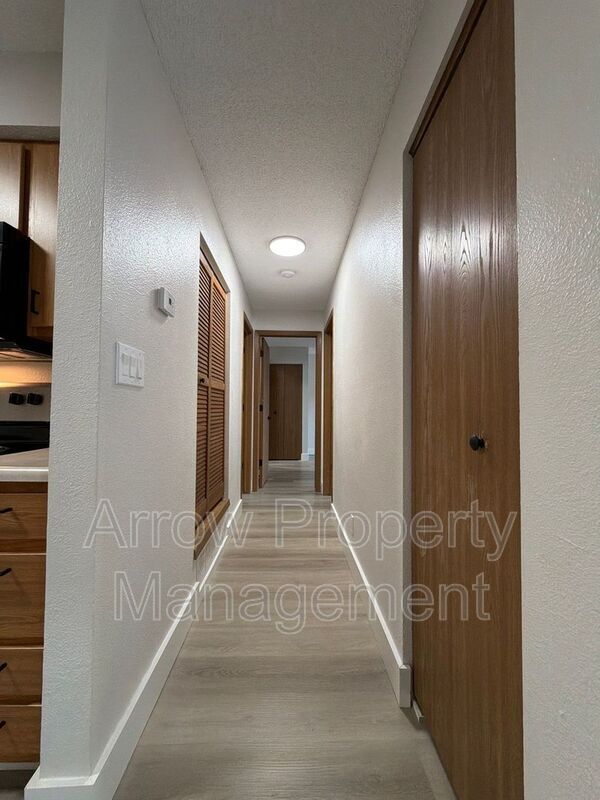 Building Photo - 2384 N 44th St