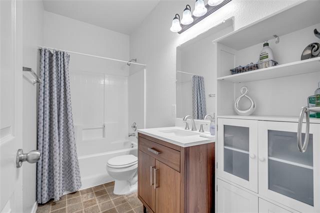 Building Photo - 3524 Lake Hill Ln