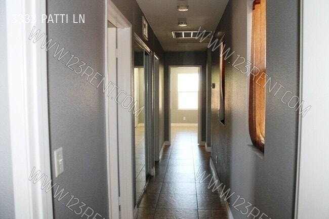Building Photo - 3333 Patti Ln