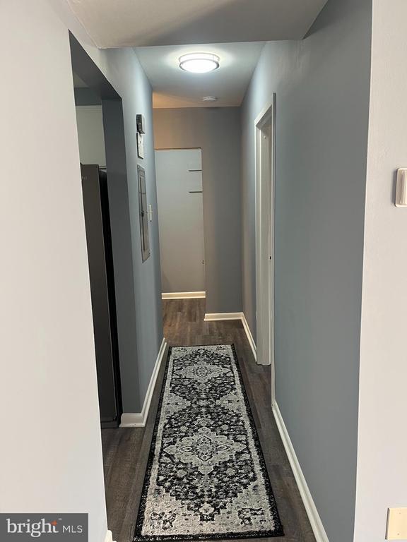 Building Photo - 10100 Campus Way S