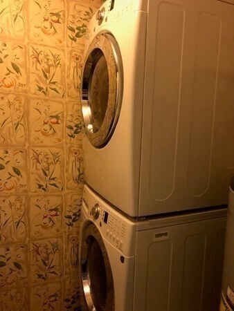 Building Photo - 200 Market St