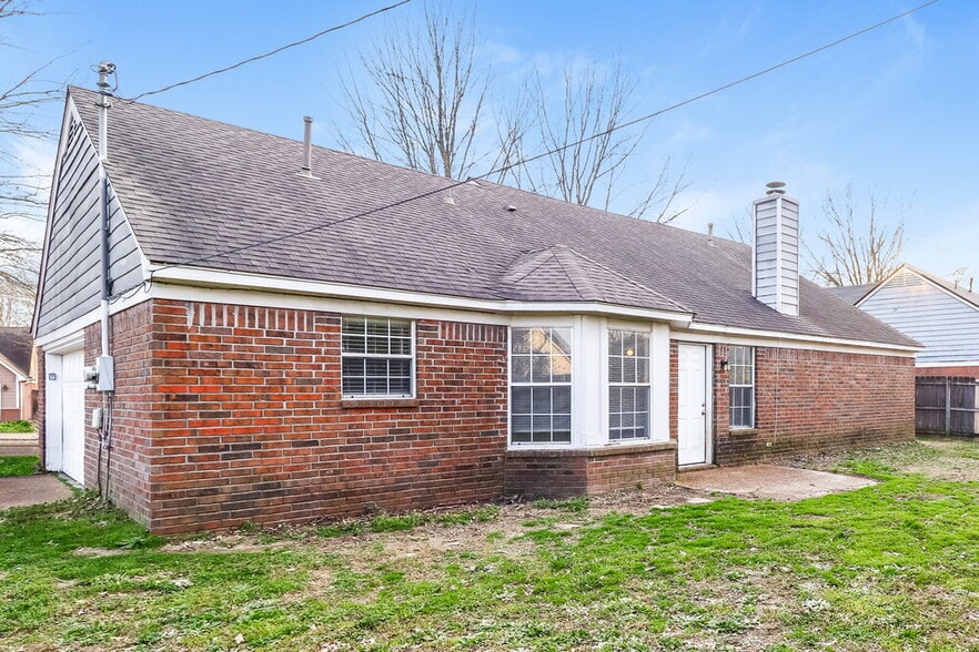 Building Photo - 7576 Baysweet Dr