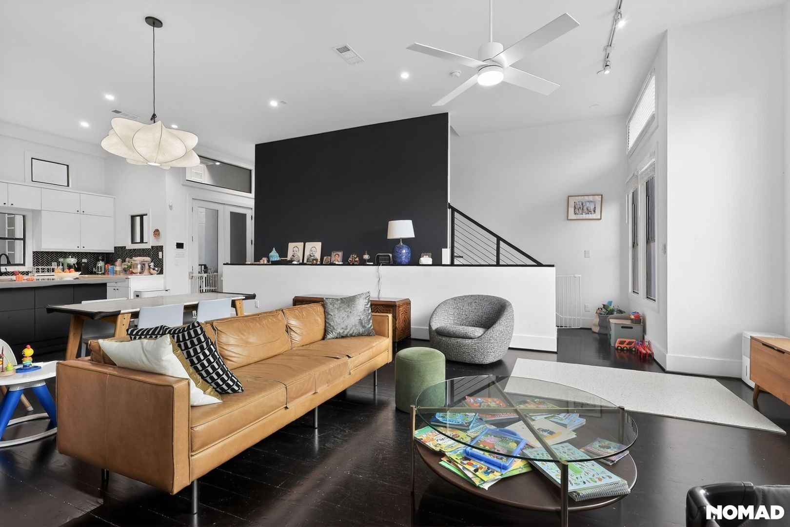 Building Photo - 2225 Hopkins St