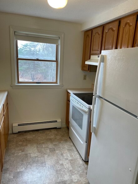 Building Photo - 834 State St