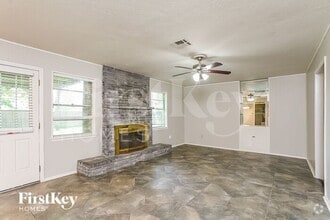 Building Photo - 1707 Festival Dr