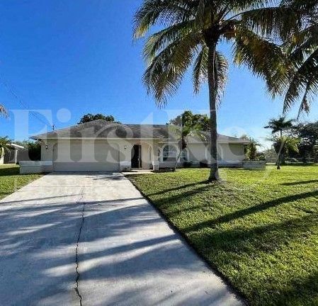 Primary Photo - 2225 Tropicana Parkway W
