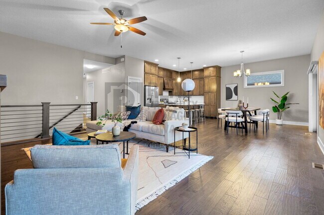 Building Photo - 16893 Madison Cir