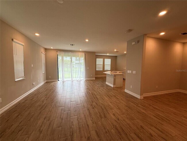 Building Photo - 4599 Almada Ln