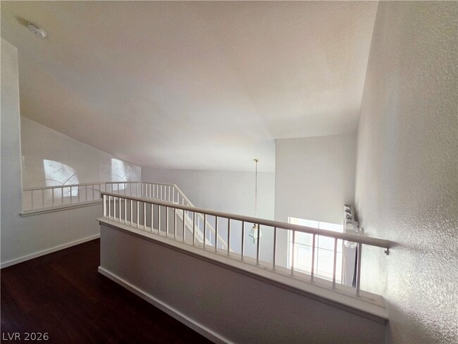 Building Photo - 1824 Sierra Valley Way