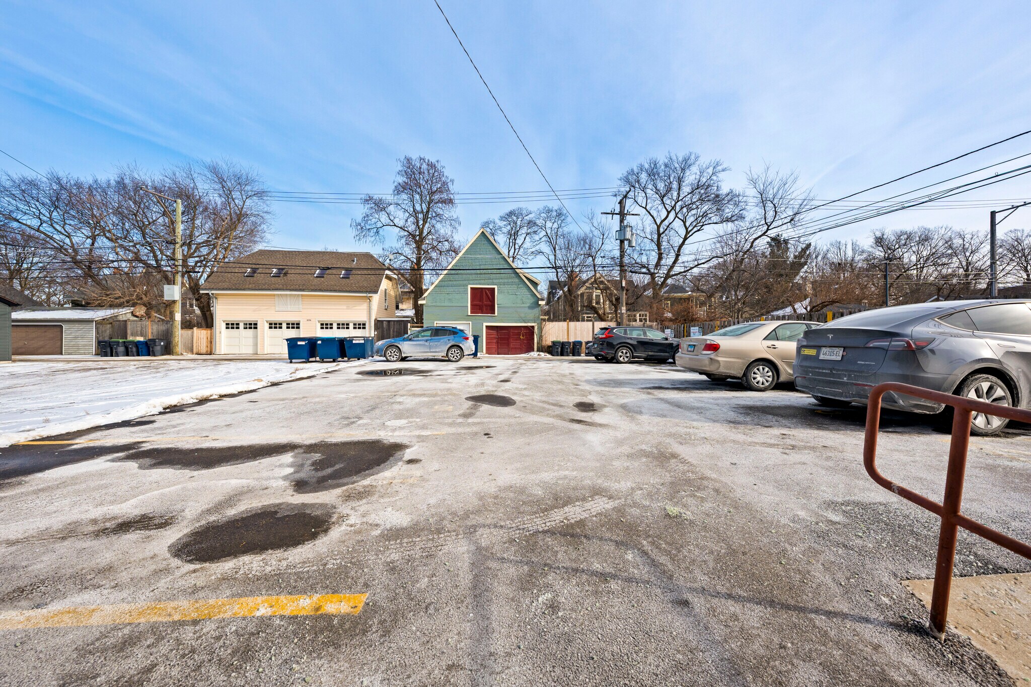 Building Photo - 1239 Chicago Ave