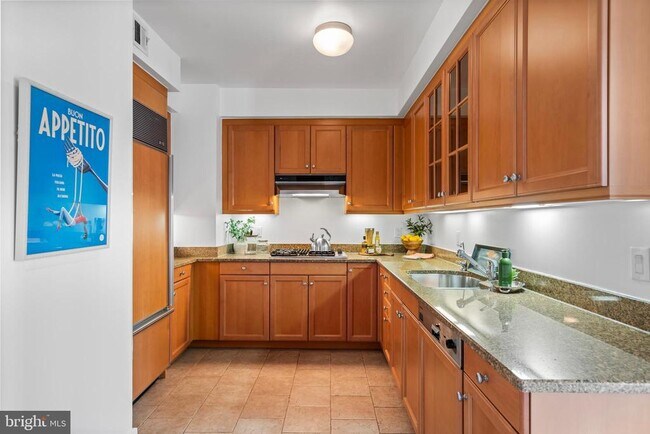 Building Photo - 1111 23rd St NW