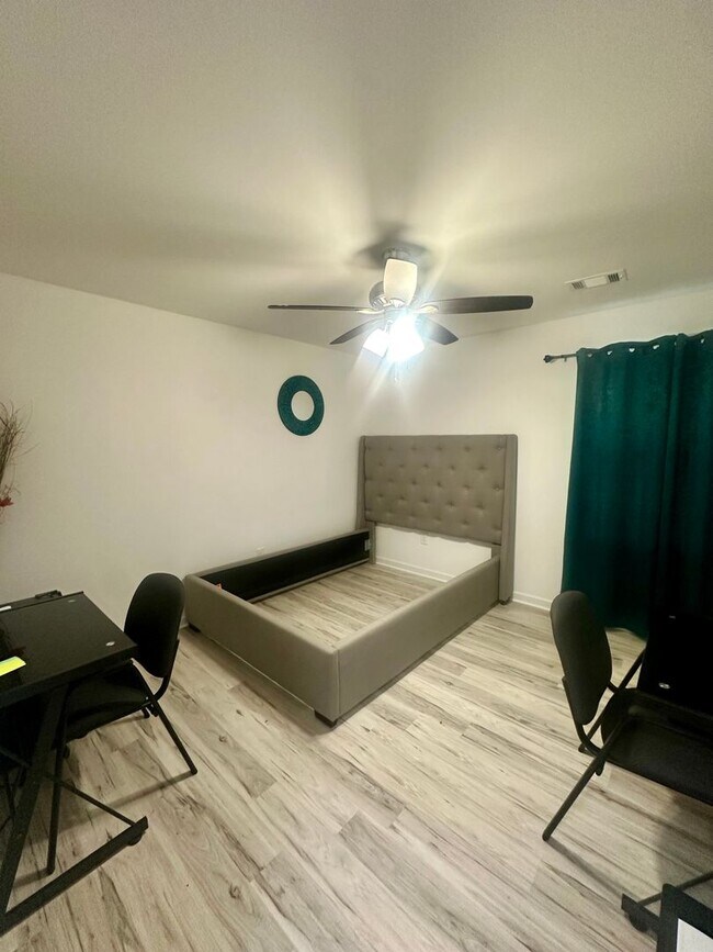 Building Photo - 201 Flowing Meadows Dr