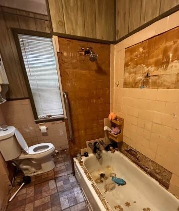 Building Photo - 3520 Paris Ave