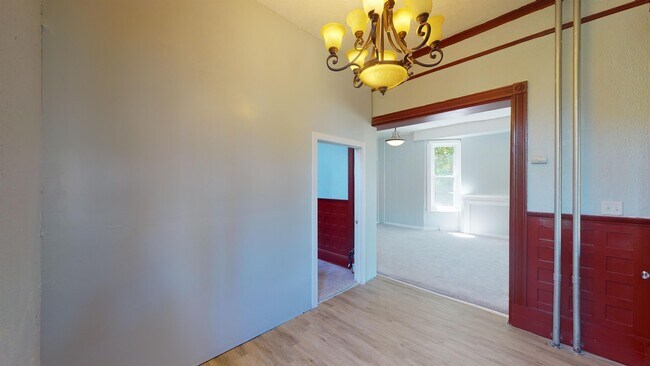 Building Photo - 2630 Stanton Ave