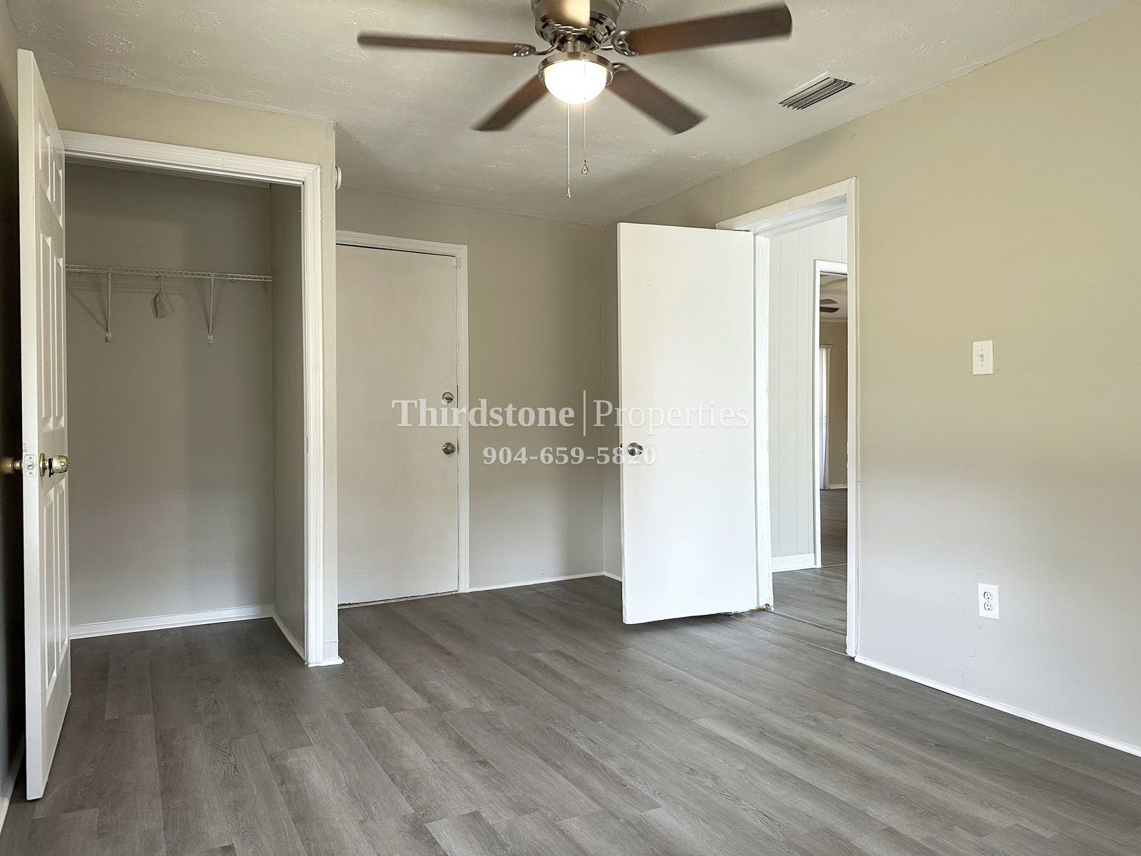 Building Photo - 3518 Japonica Rd N