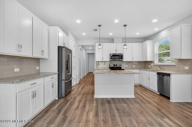 Building Photo - 2274 Lincoln Sendero Trail