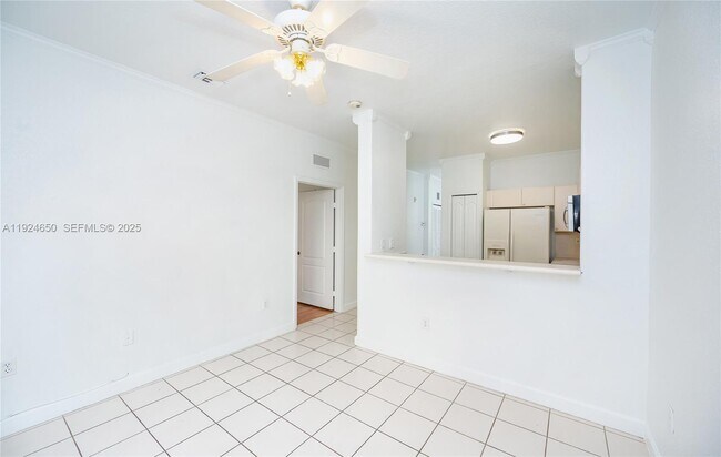 Building Photo - 1535 SE 26th St