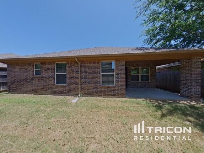 Building Photo - 4206 Sapphire Ln