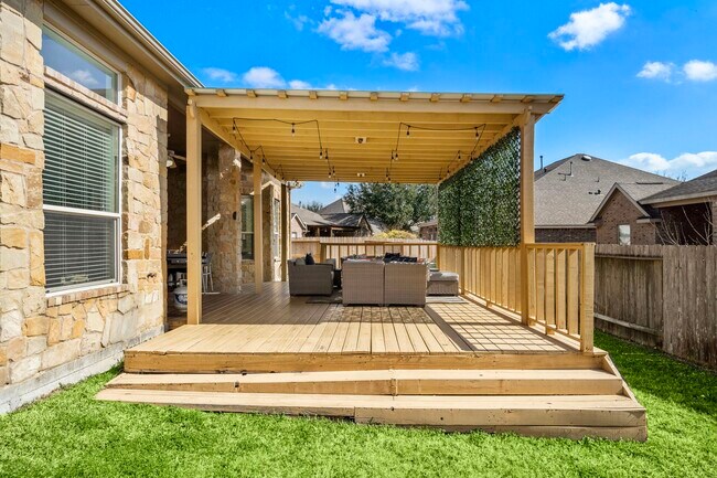 Building Photo - 1319 Allison Meadows Court
