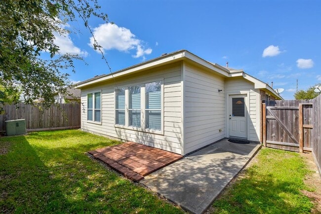 Building Photo - 20711 Rainmead Dr