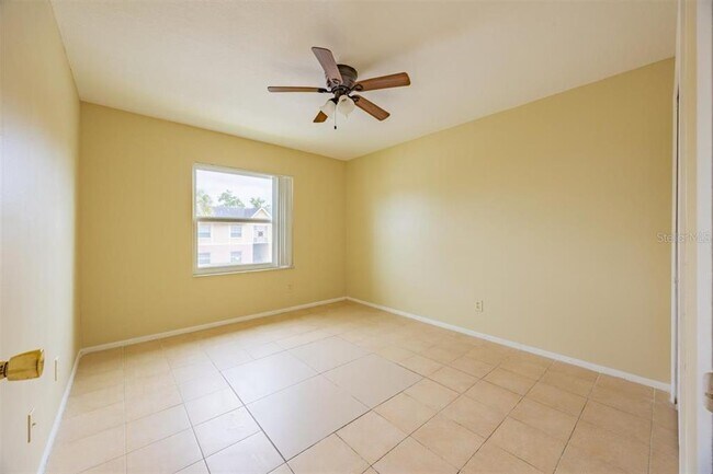 Building Photo - 9800 Turf Way