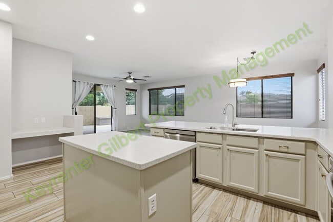 Building Photo - Beautiful Single-Story Gilbert Home in the Seville Community