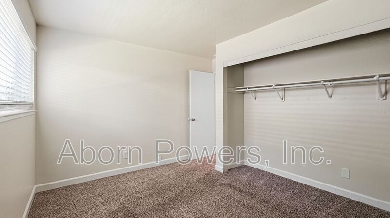 Building Photo - 2760 Coloma St
