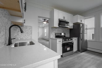 Building Photo - 144 Beal St