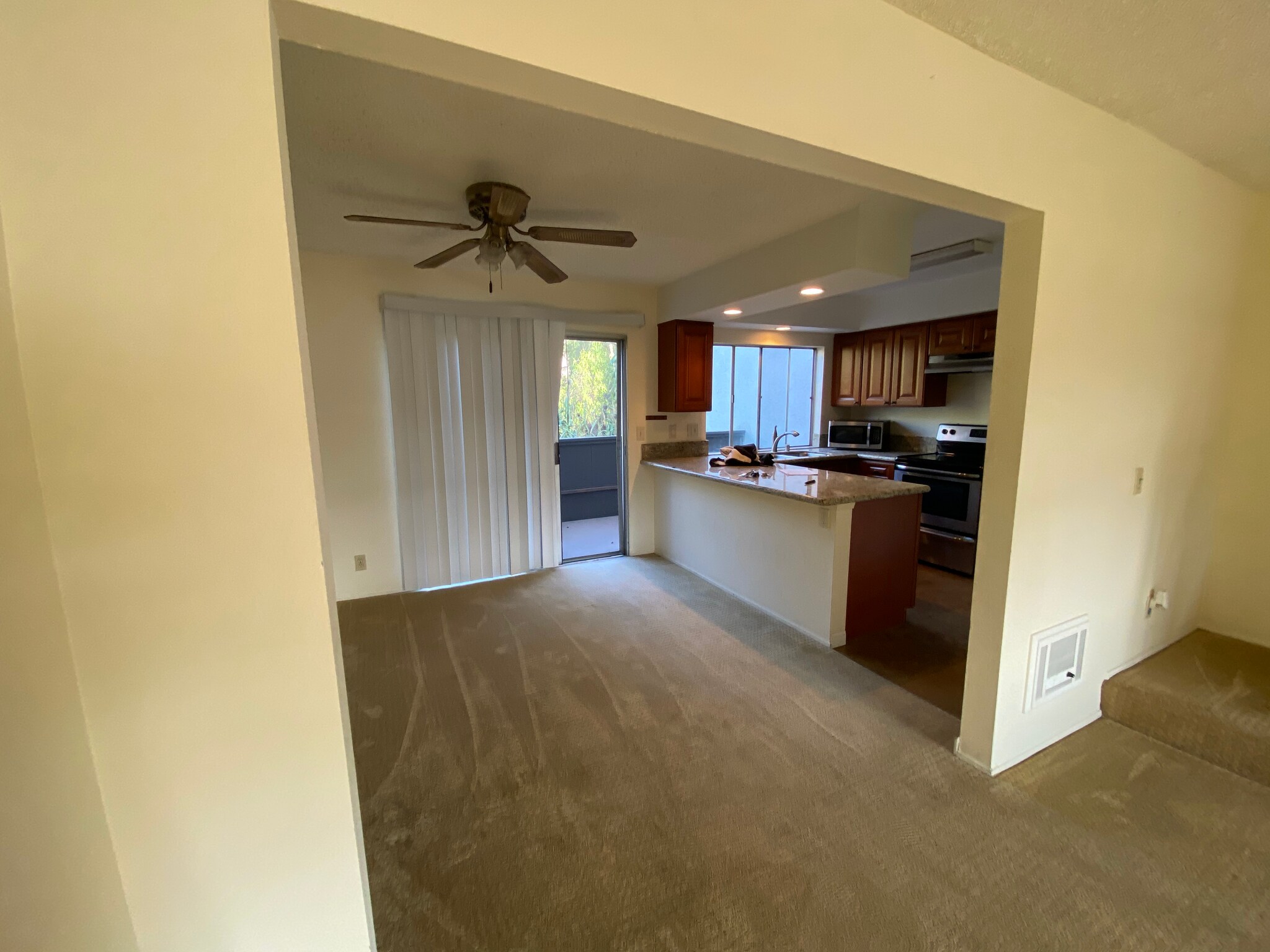 Kitchen/Dining - 8085 Caminito de Pizza