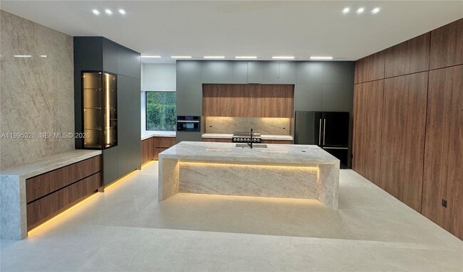 Building Photo - 19880 SW 134th Ave