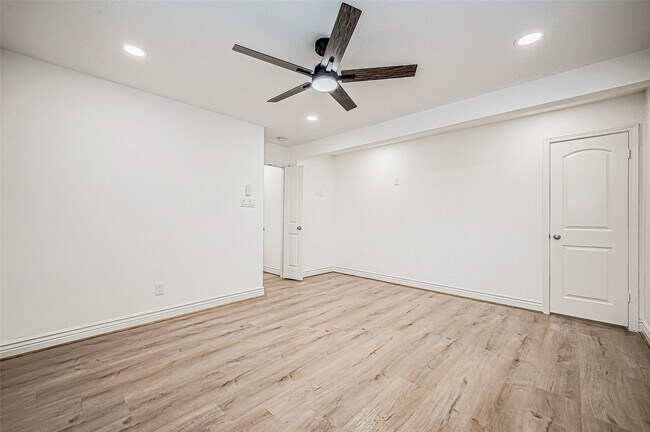 Building Photo - 1739 Nocturne Ln