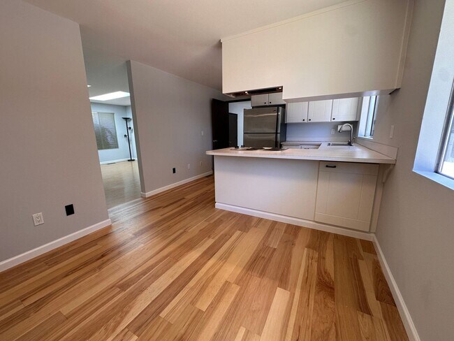 Building Photo - Cozy Woodinville Rambler waiting for its n...