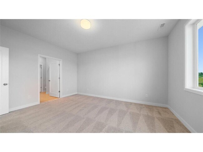 Building Photo - 123 Gambel St