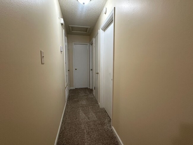 Building Photo - ~4613 Renee St