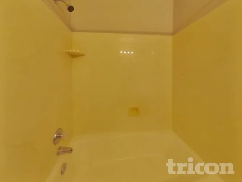 Building Photo - 846 E 900 N