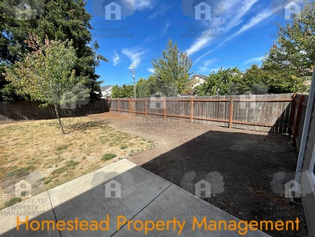 Building Photo - 1410-1412 Marigold Dr