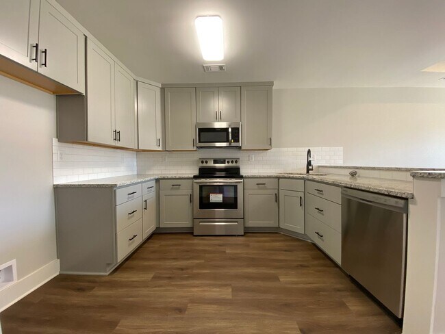 Building Photo - Home for rent in Montgomery!!! View with 48 Hours Notice!