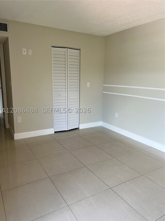 Building Photo - 8830 SW 123rd Ct