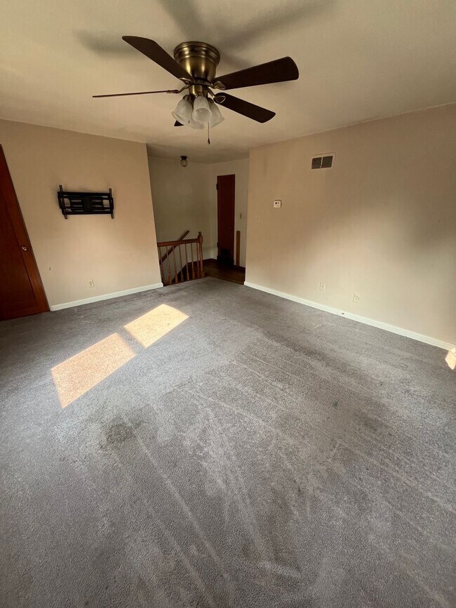 Building Photo - Spacious one bedroom apartment in Alton