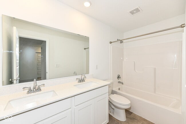 Building Photo - 2171 Cooper Run Ln
