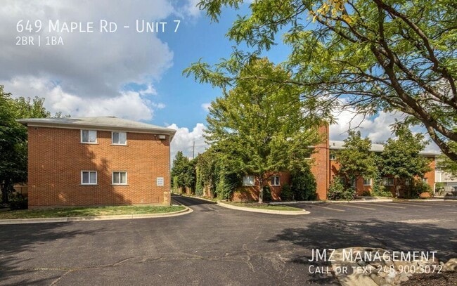 Building Photo - 649 W Maple Rd
