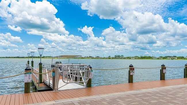 Building Photo - 1808 Fender Ln