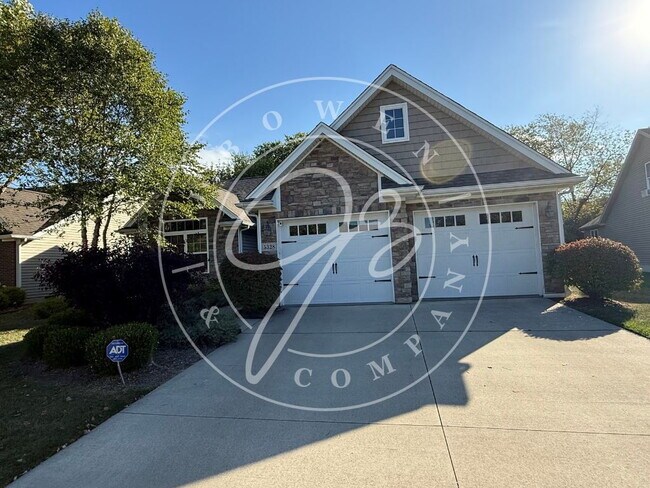 Building Photo - Beautiful  3-4 bedroom Sylvania Villa with...