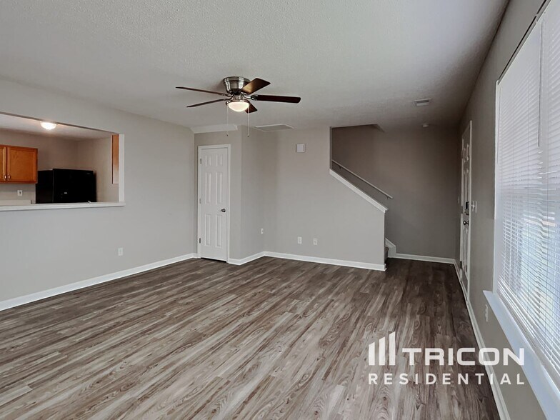 Building Photo - 108 Springway Dr