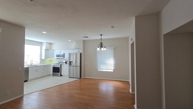 Building Photo - 308 Terra Bella