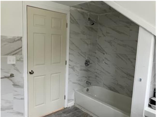 Building Photo - 21 E Lake Rd